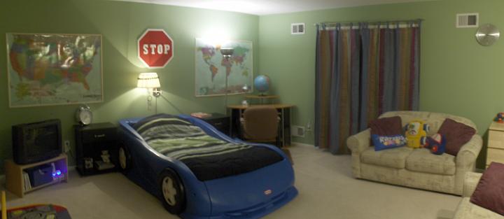 Bedroom2.JPG - Bedroom #2 on the second floor [14' x 17']