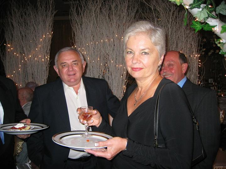 Lubs_s_wedding_cocktail_hour_again.jpg